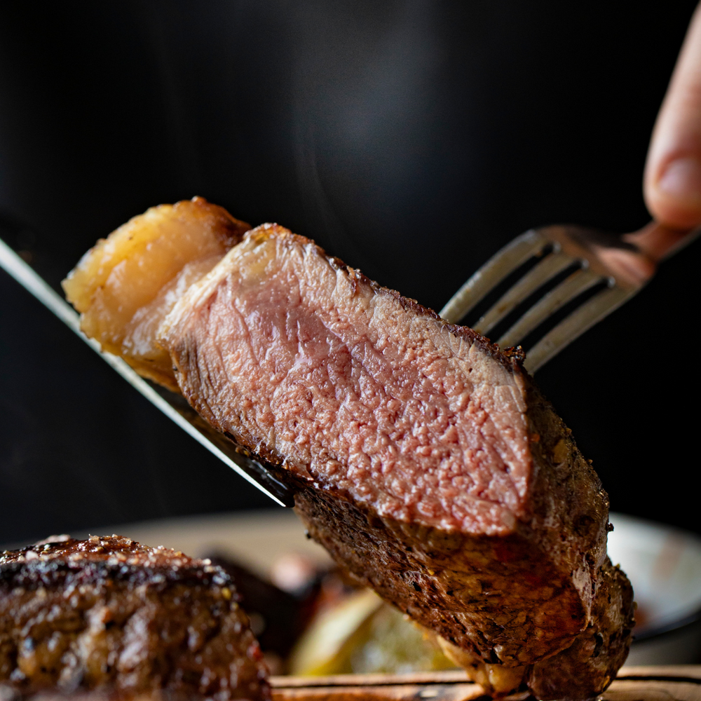 Rib Eye ~ 1.6 kg.